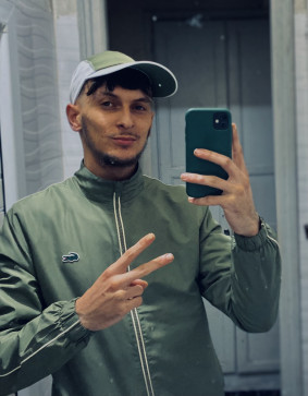 Nikiro, 24