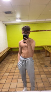 John Smith, 20, United Kingdom