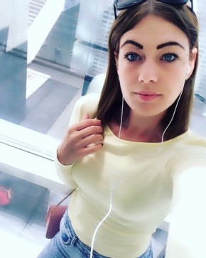 Flora, 26, United States