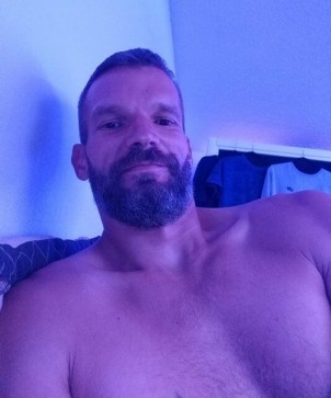 Yuri88, 35, United Kingdom