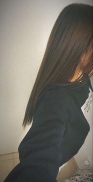 Sara, 18, Germany