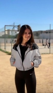 Noura, 18, Egypt