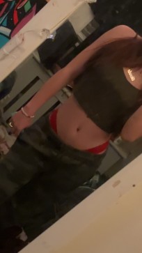 Ella Jack, 18, United States