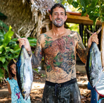 Billy , 33, United Kingdom