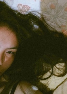Elue, 23, Philippines