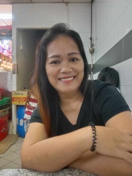 Gloria, 46, Philippines