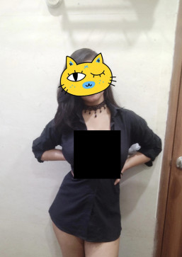 Riya, 21, India