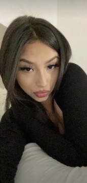 Fernanda, 19, United Kingdom