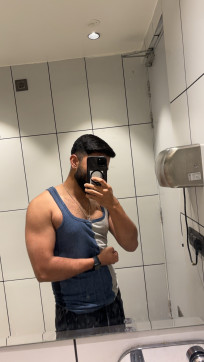 Delhi Ka Ladka, 24, India