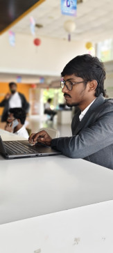Xxxx Vc, 24, India