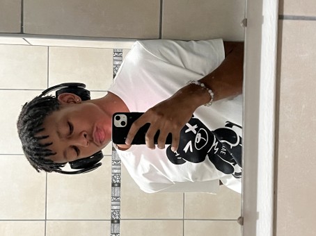 Casey, 18, South Africa