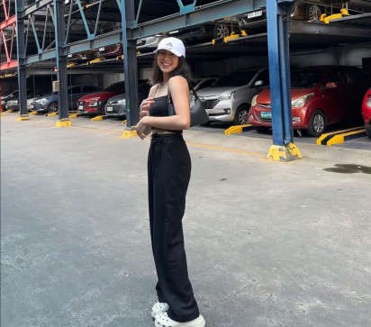 Livin Cool, 22, Philippines