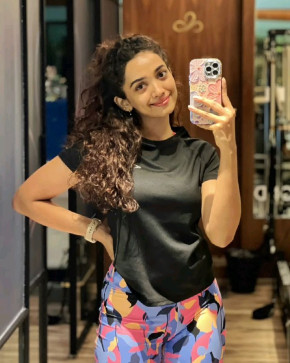 Sarika, 26, India