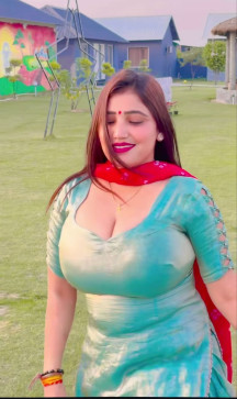 Vineeta, 37, India