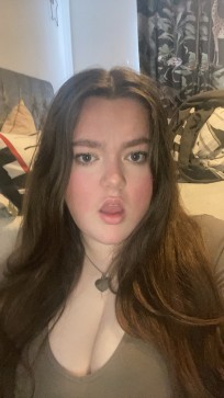 AF, 18, United Kingdom
