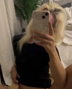 Luna, 18, Sweden