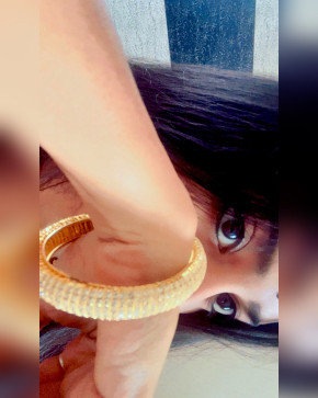 Neha, 20, India