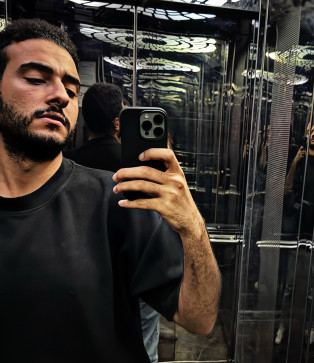 Zain , 25, Egypt