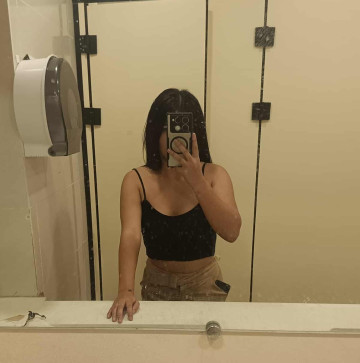 Lyn, 22, Philippines