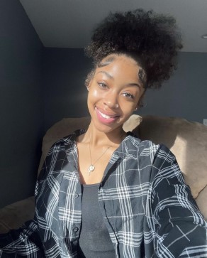 Niah, 20, United States