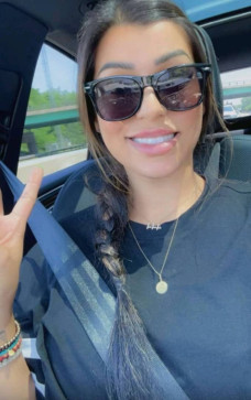 Sandy, 32, United States