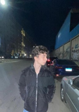 Luca, 19, Egypt