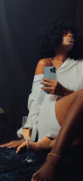 Dinah, 28, Uganda