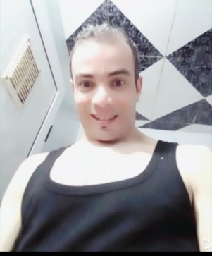 Diora Jawad, 41, France