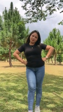 Daisyre Dolores, 29, Philippines
