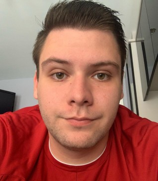 John , 20, United Kingdom