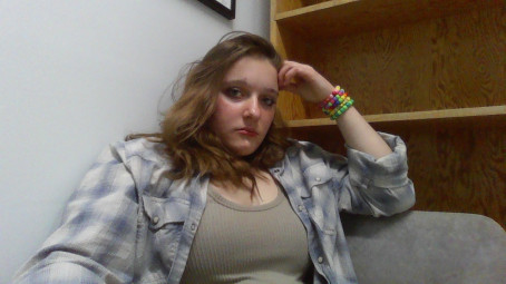 V, 18, Canada
