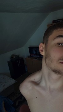Famas, 18, Bosnia And Herzegovina