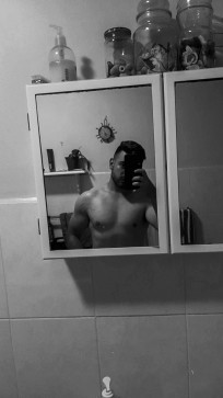 Damian, 25, United States