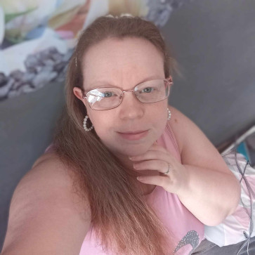 Erica_NormalChat, 43, United Kingdom