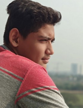 Rick G, 22, India