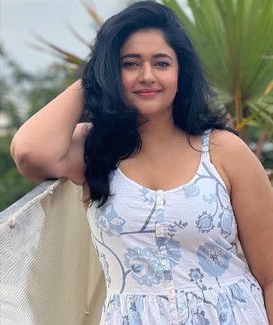 Samyuktha, 35, India