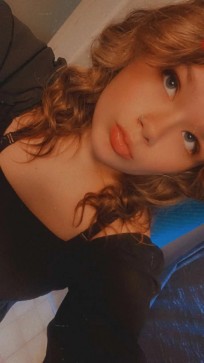 Sierra , 18, Canada