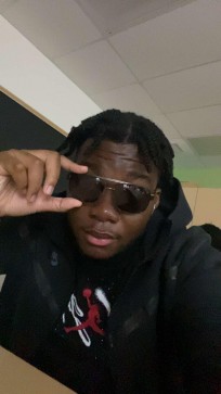 Bob, 19, Cocos (Keeling) Islands