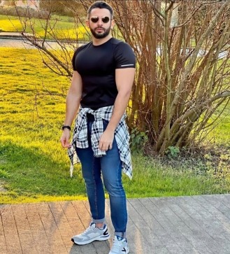 Mourad, 33, Italy