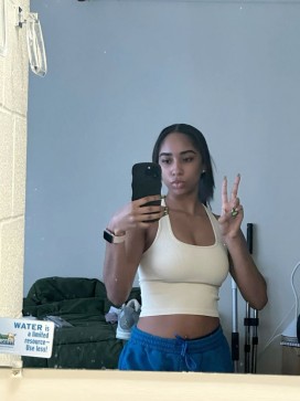 Tatii, 18, United States