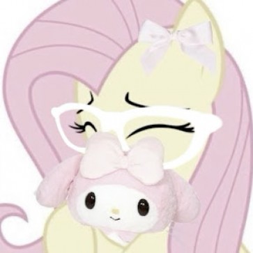 Flutter Shy , 18, United States