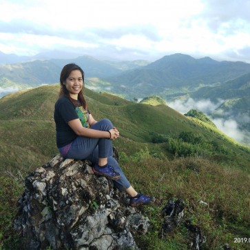 Lyn Lo, 42, Philippines