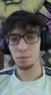 Stevieo , 21, United States