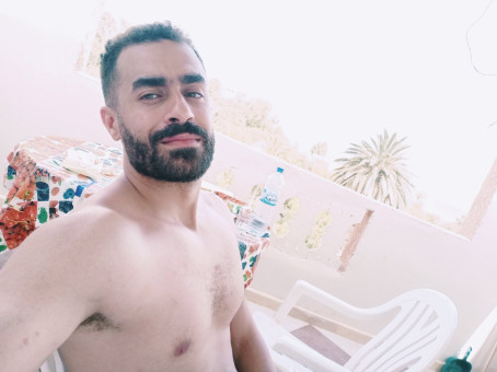 Dz King, 30