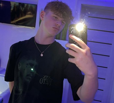 Staszek, 18, Poland