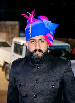 V I L E N, 24, India