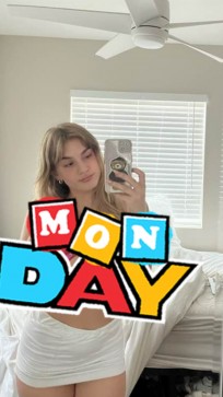 Emily, 18, United States