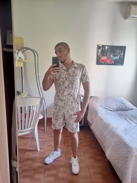 Kyle, 21, United States