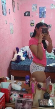 Anna, 18, United States