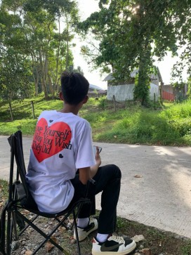 Zensie , 18, Philippines